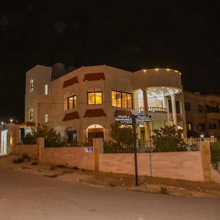 Lotus Housing For Furnished Apartments Gerasa Exterior foto