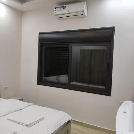 Lotus Housing For Furnished Apartments Gerasa Zimmer foto