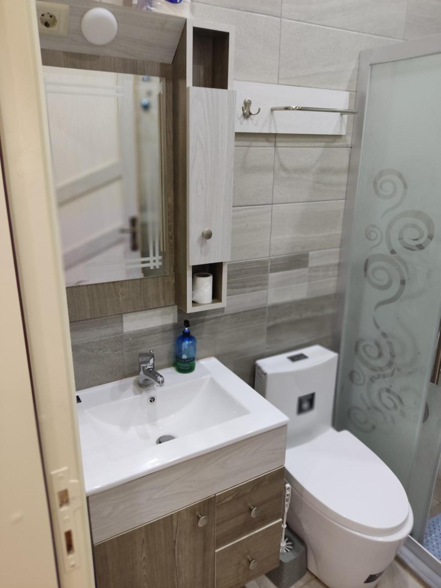 Lotus Housing For Furnished * Gerasa