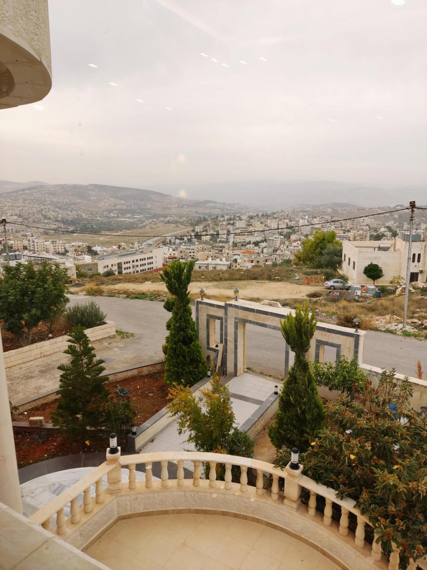 Apartment Lotus Housing For Furnished Gerasa