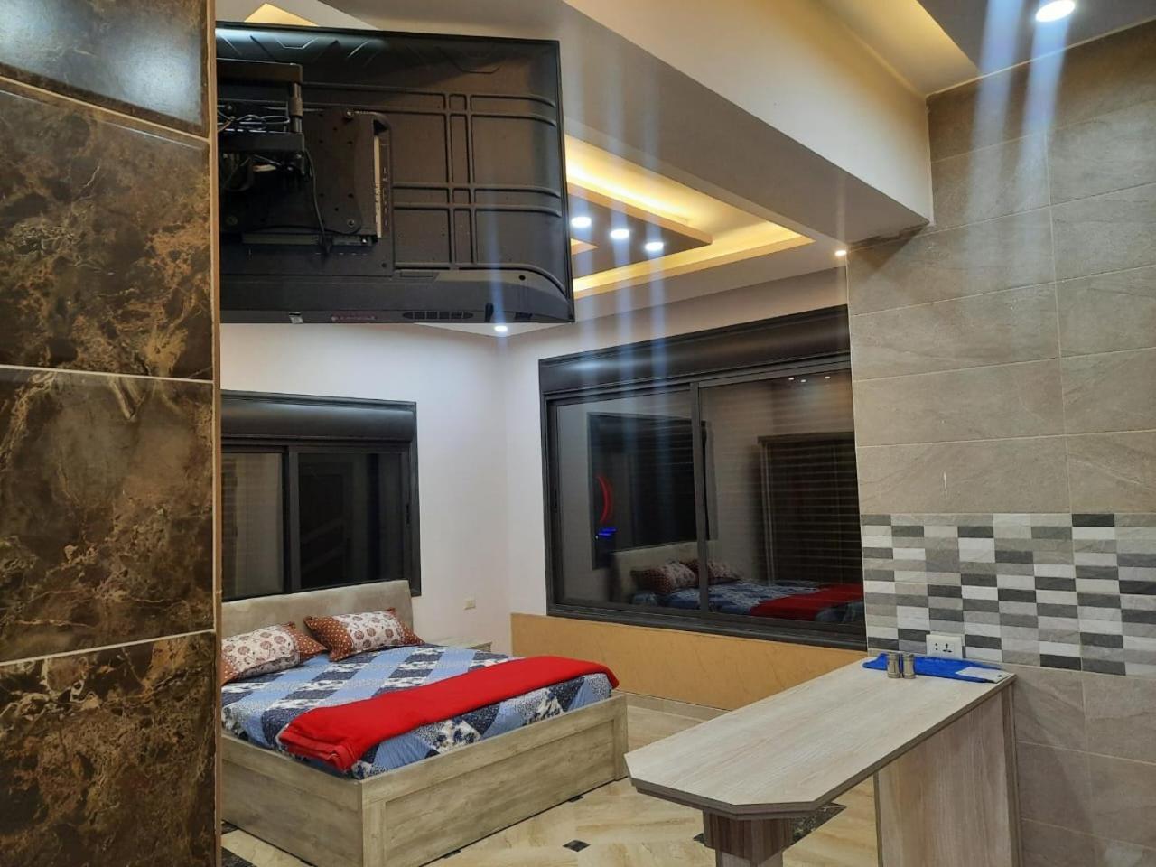 Lotus Housing For Furnished * Gerasa