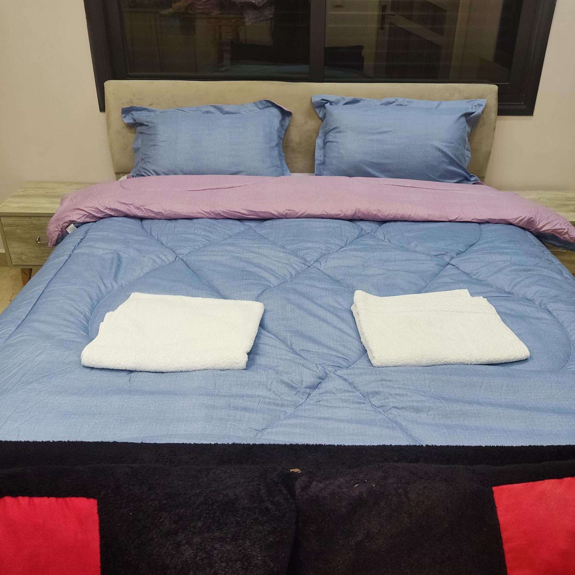 Lotus Housing For Furnished * Gerasa