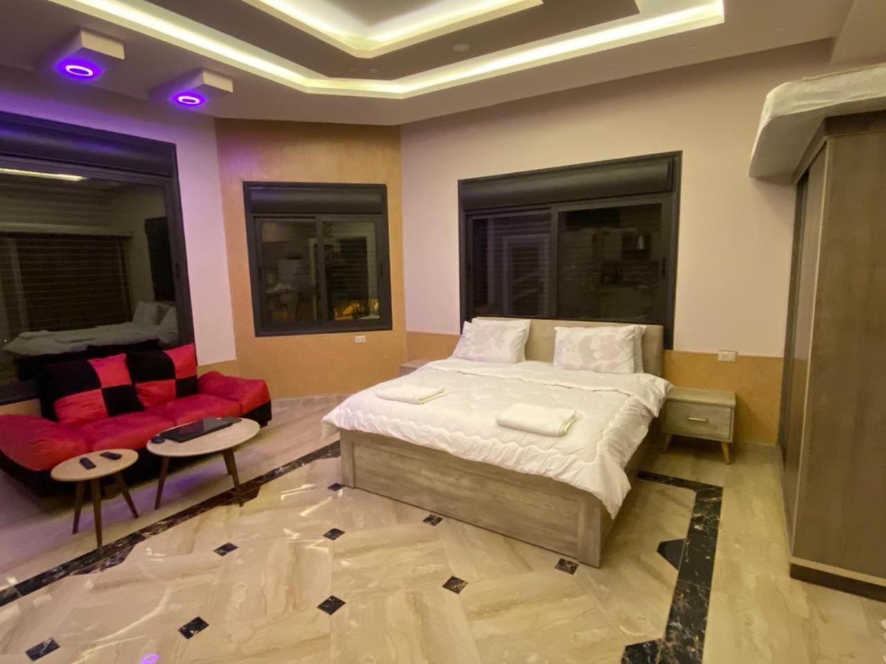 Lotus Housing For Furnished * Gerasa