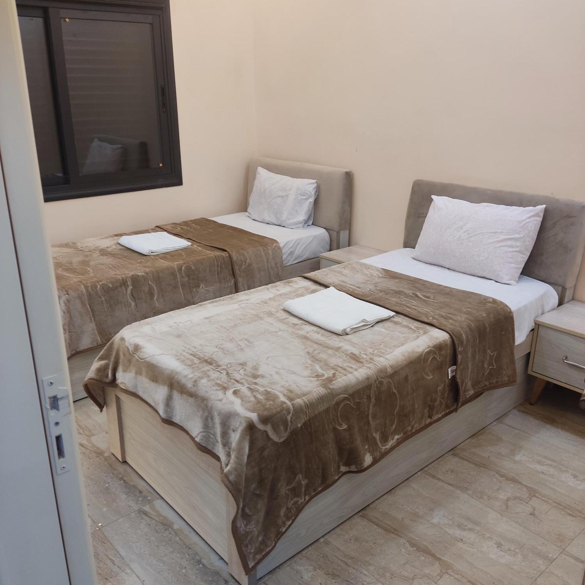 Apartment Lotus Housing For Furnished Gerasa